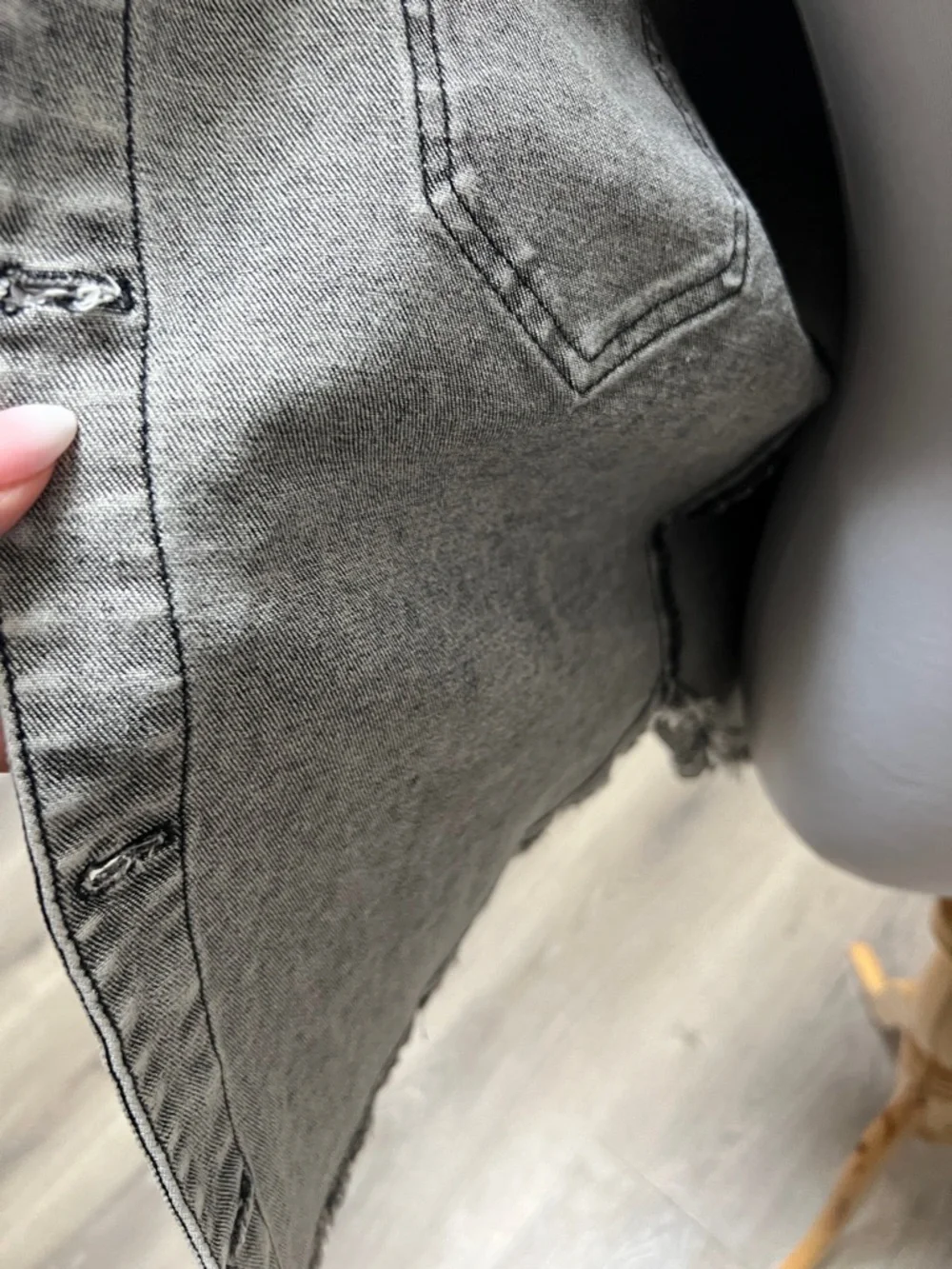 Veveret Black Rhinestone Jean Jacket - Picture 14 of 16